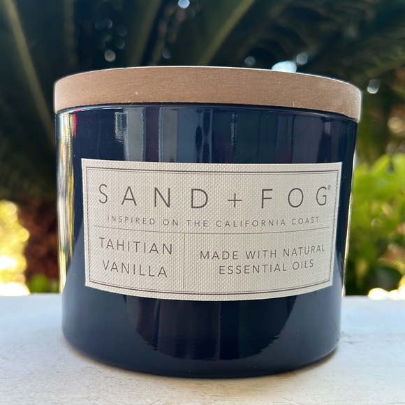 Tahitian Vanilla Scented Candle - Picture 5 of 6